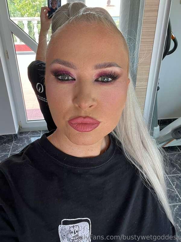 Makeup on😊