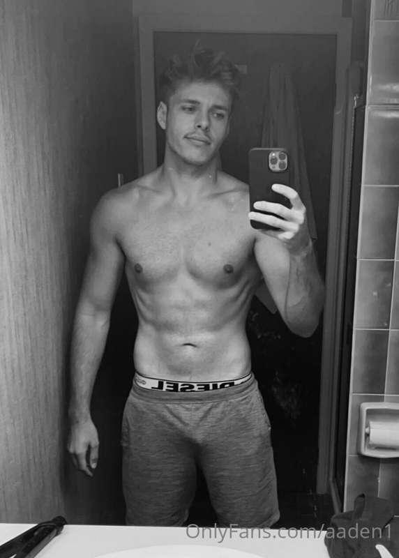 Color or black and white? 😊 How was your long weekend?