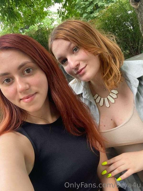 More cocktails for us ? Send back hot photos of us 😈😈🥵