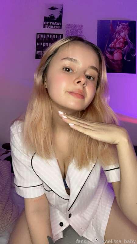 ~ hey u 💖

#babyface #ddlg #loli #petite #teen #alt #egirl #young #selfie #cute