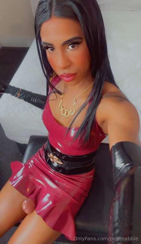 Do you like your Goddess’s new latex dress? It’s a little bi..