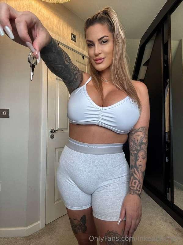 I know you want me as your key holder!