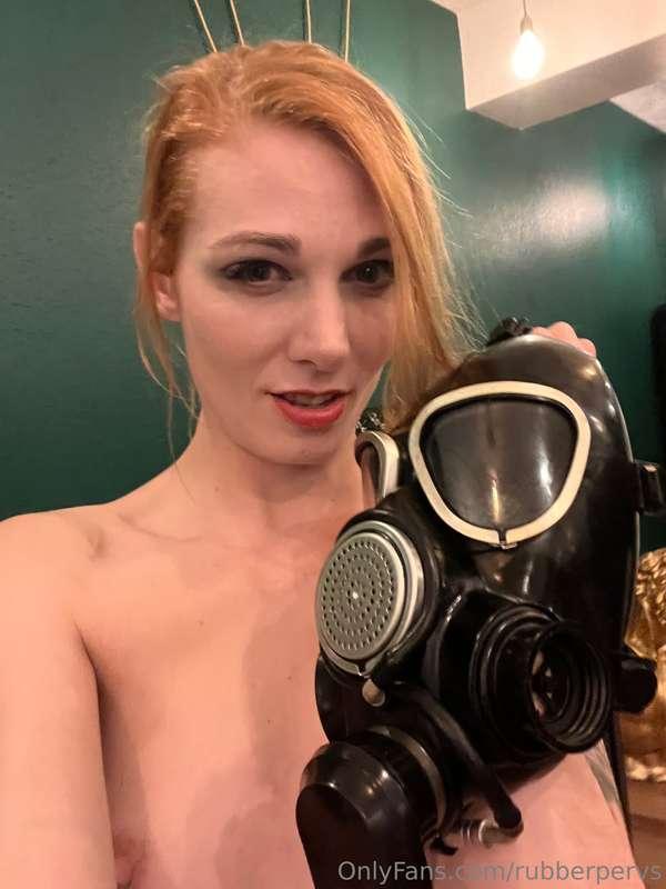 Do you love gasmask just like I do? 