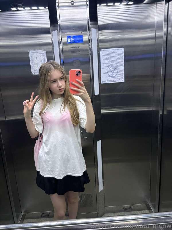 My outfit after beach 😋#ai