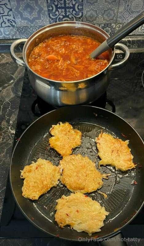 Hehehe, good food is the key to success in a man, don't you ..