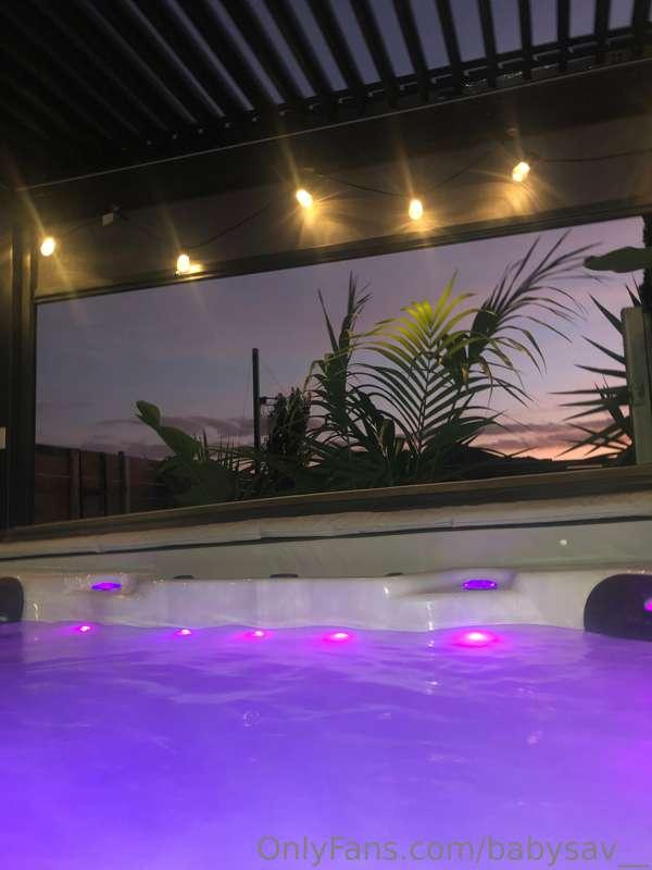 Who’s coming to join 😈💜💦