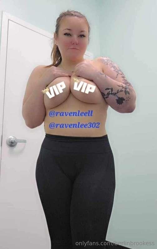$5 VIP YEAR ROUND! What gets better then a slut who has thic..
