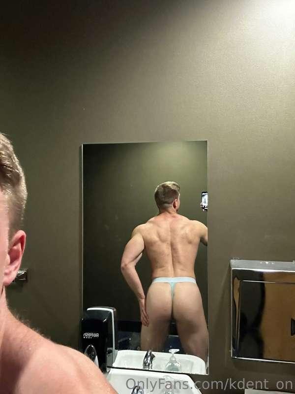 fuck me in the restroom