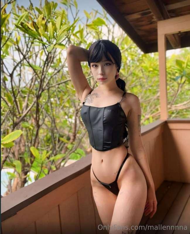 😈 @kiki_nikki  😈
She's so kinky for her age..  🥵💦 but she's ..