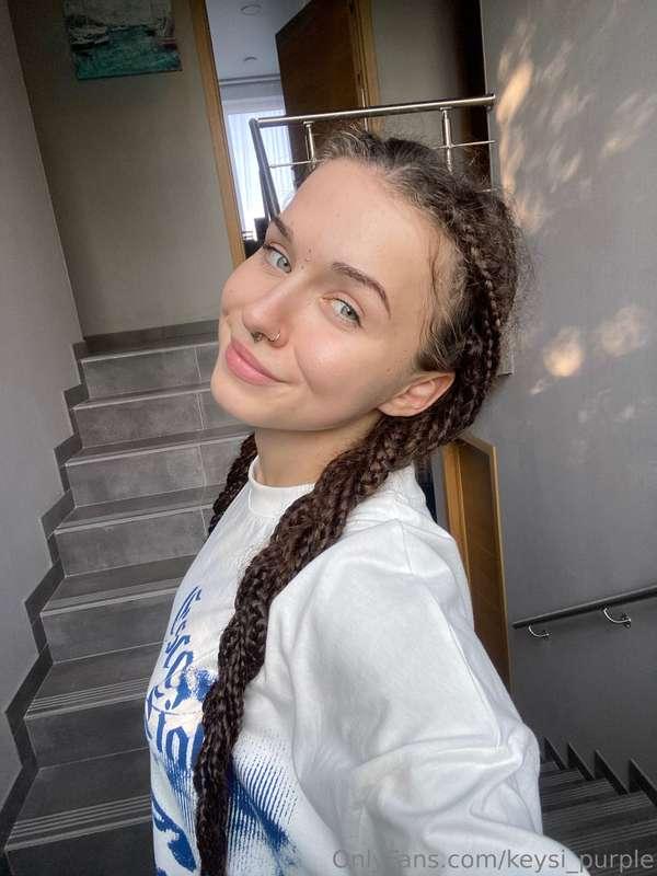 Like me if you want to go on a date with me😘 Comment - if yo..
