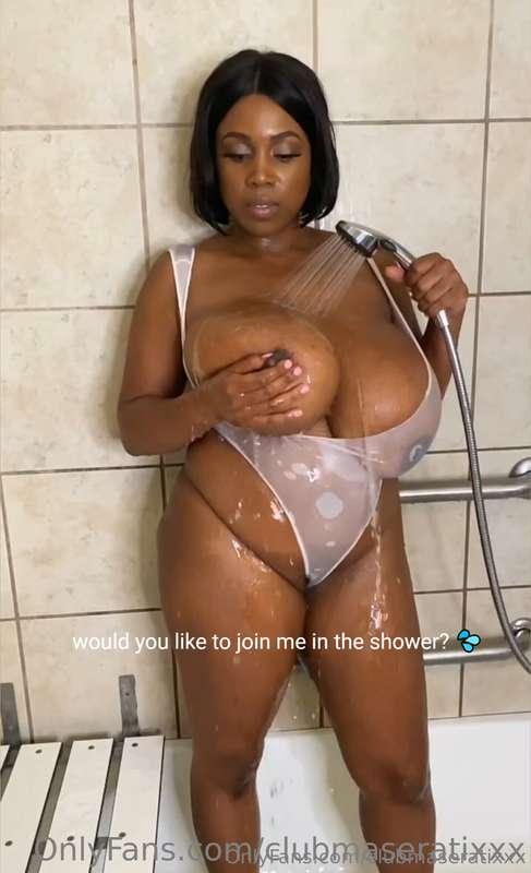 Come shower with me 💞