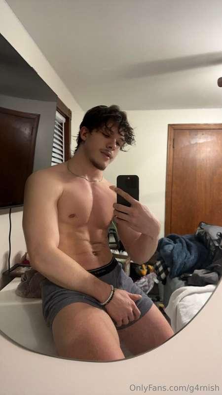 need someone to suck me bro