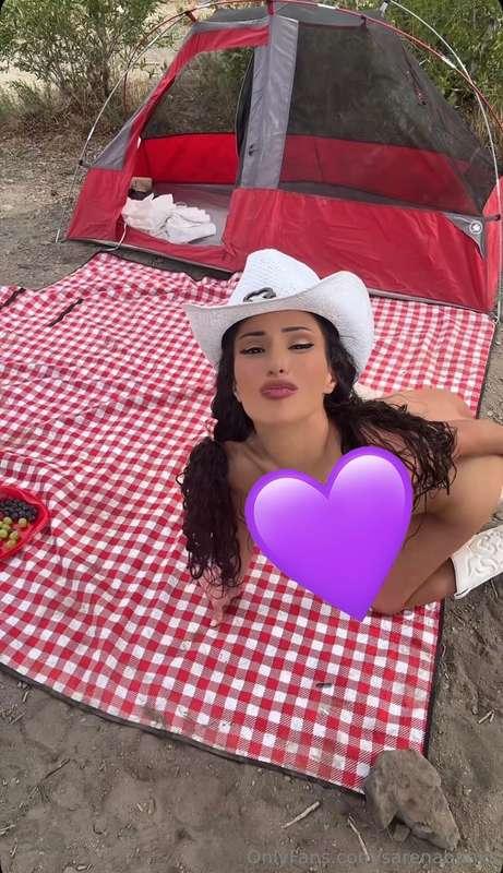 sarenabanks image #4