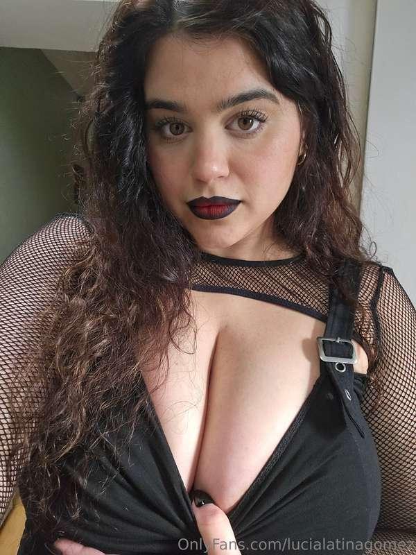 I wore this just for you… do you like it?Tip if you think I ..