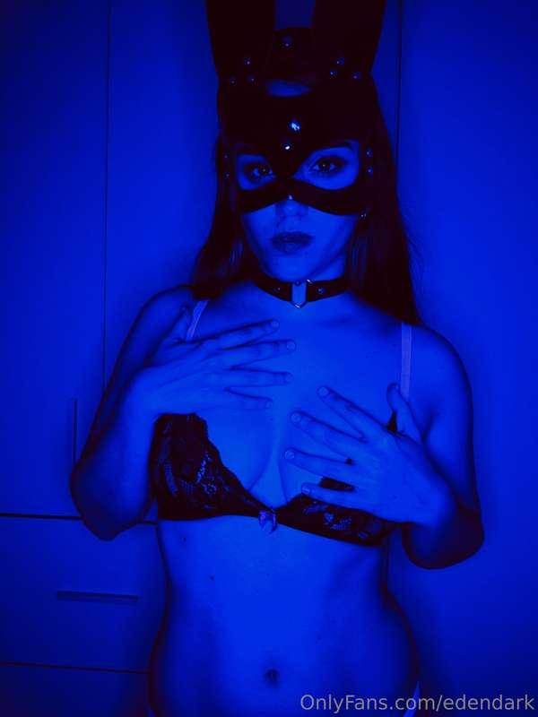 😈 Your Mistress awaits for you 😈😏NEW YEAR, NEW IDEAS 😏come a..