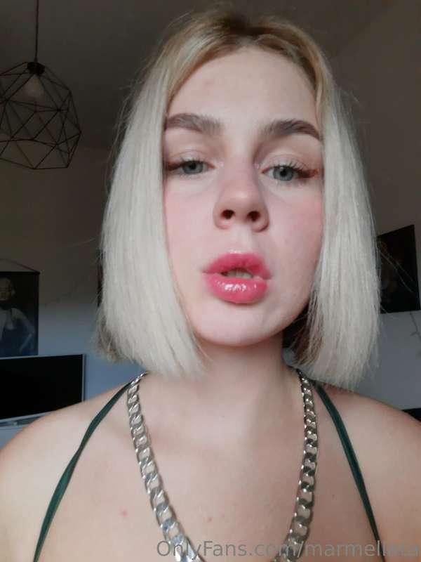 today is my birthday🥳🎂 you can congratulate me with a tip or..