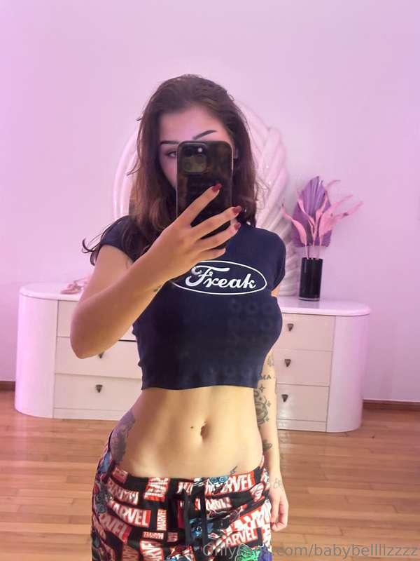 i love my body in outfits like this