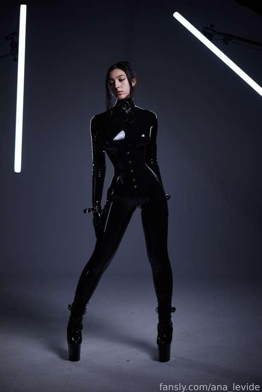 ana_levide image #111