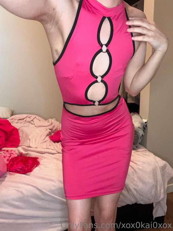 Happy Monday I got some new sexy clothes so there’s a bonus ..