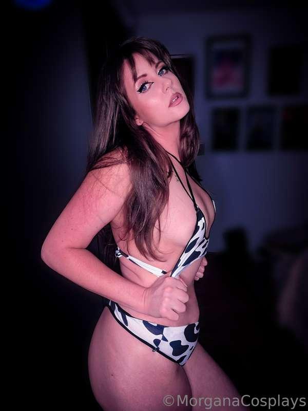 The cow bodysuit still doesn't fit 🙃🙃🙃