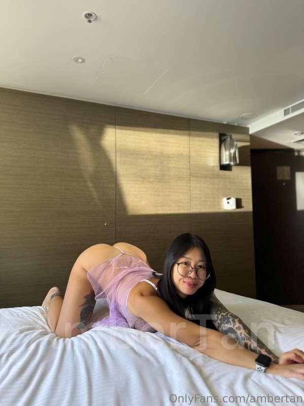 How do you feel about naked yoga? 😏