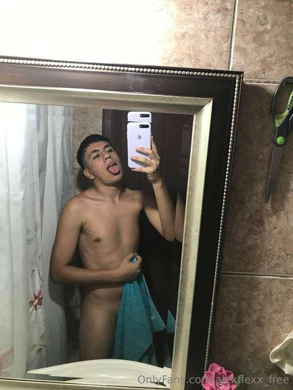 alexflexx_free image #2