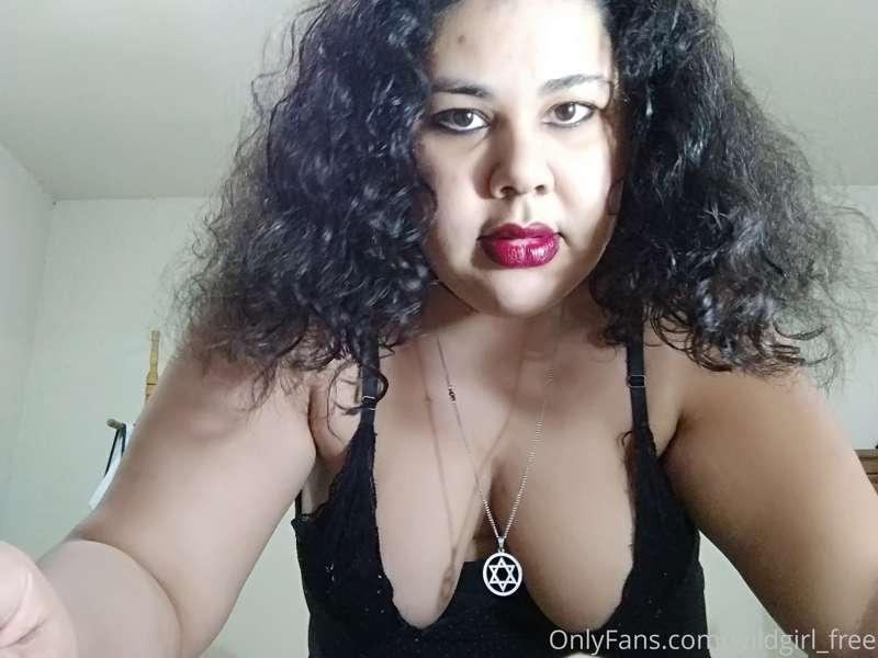 Hot on a FridayHot on a Friday 🍆💦