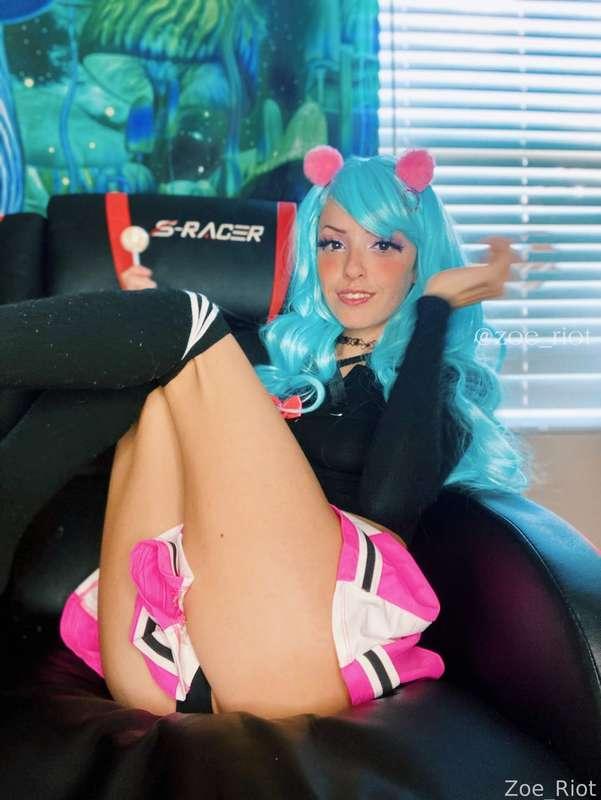 DM