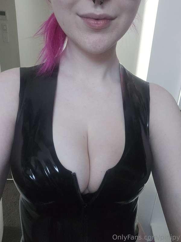 Latex. 