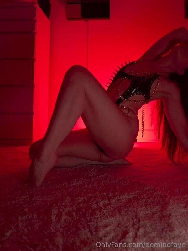 Being good? Baby, I’d rather pull you to the dark side.