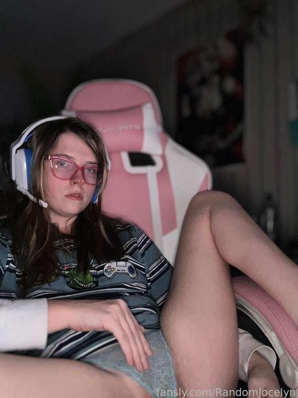 randomjocelyn image #3