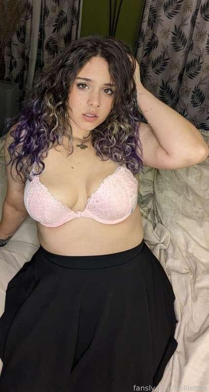 hollieboo image #0