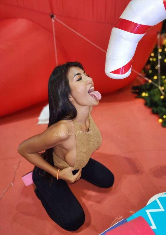 Merry Christmas to everybody!! 🎄😍 My Christmas present to al..