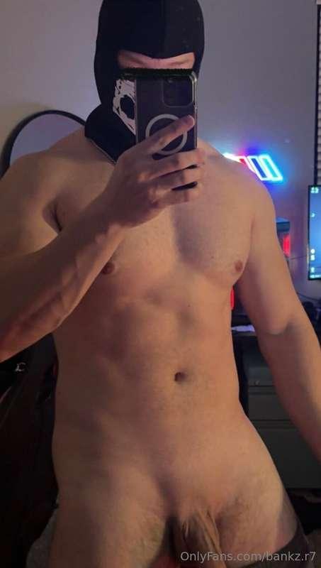 DM me and tip for the full photo 👀