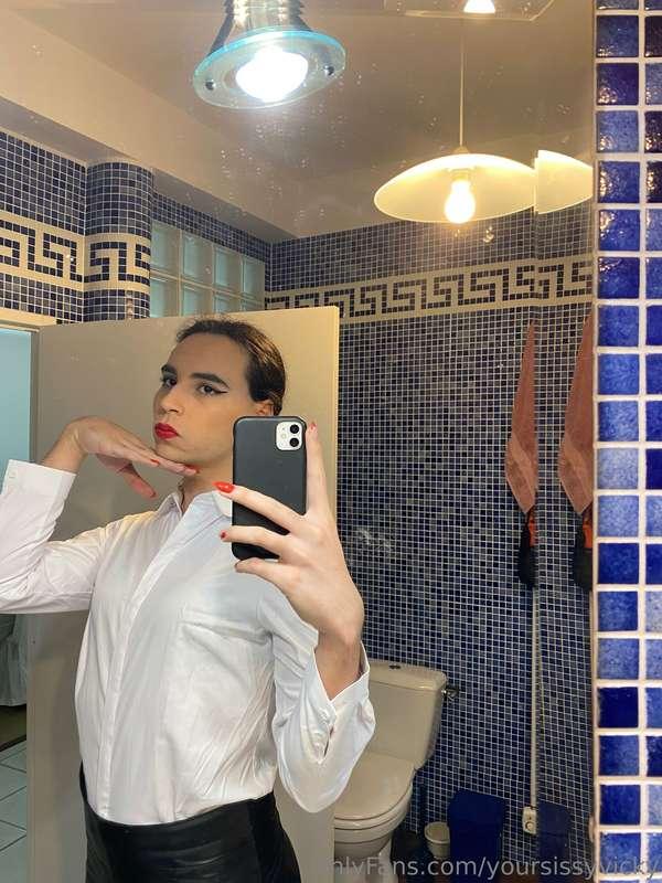 Classy makeup done!!! 💋💄