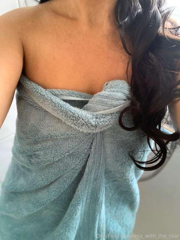 I just got out of the shower, wrapped in nothing but my towe..
