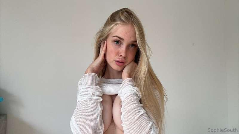 Were you thinking about me? 😇☁️💋