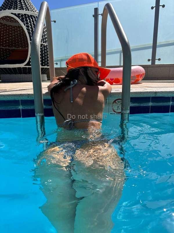 POOOL DAY 💦💦