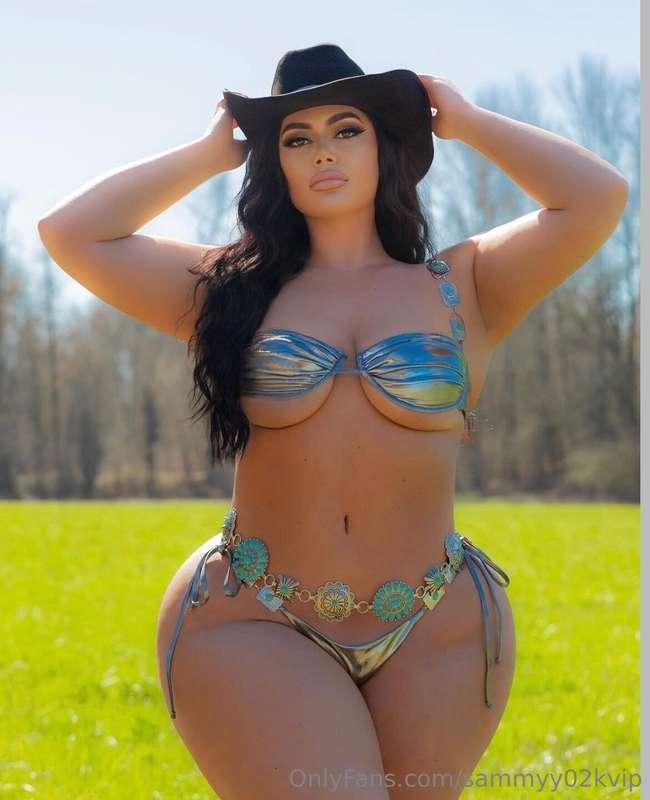 Ride 'em, cowgirl 😝