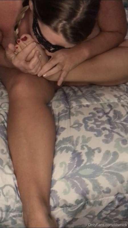 Full foot licking video available!! TIP $3 and I’ll send it ..