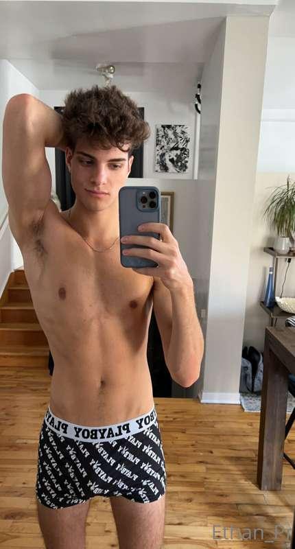 Getting lots of requests about my armpits! Should I do close..