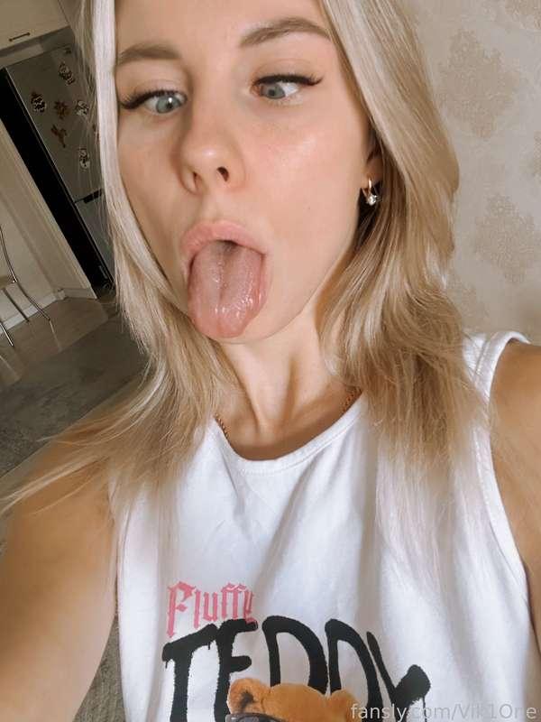 Wanna cum in my mouth 👄 with Ahegao face of me?

😜😜😜😜
#ahegao #face #tongue #tongueout #eyes #eyescroossing