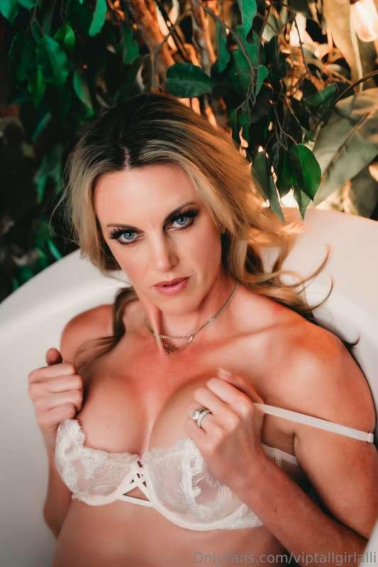 Spend your Sunday with me