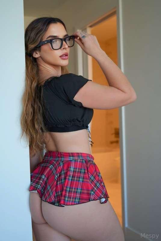 Want to study together? I promise it’ll get interesting 😉📖