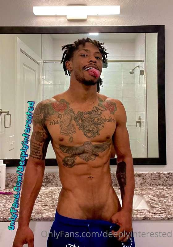 Do You Like Tongue or Thumb In You Butt? 

*Like For A Chanc..