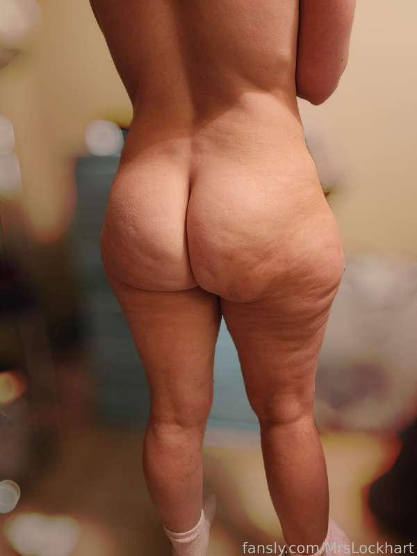 mrslockhart image #0