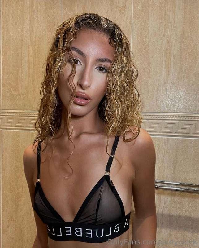More mesh underwear looks?👀