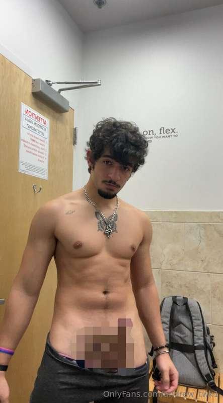 Gym accident went down today, i made a mess ;)