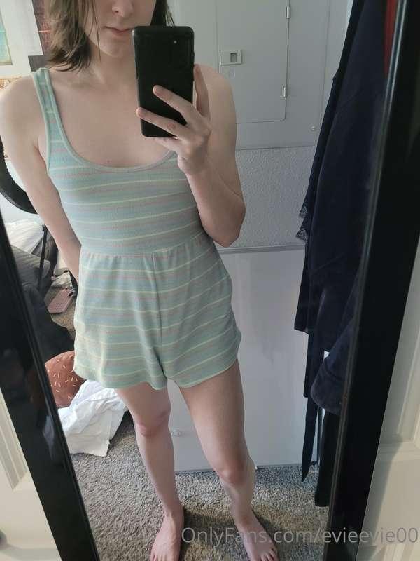 I love sleepwear with easy access 🥵
