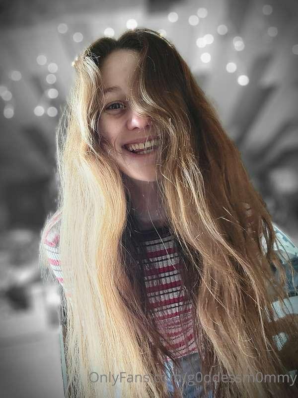 g0ddessm0mmy image #6